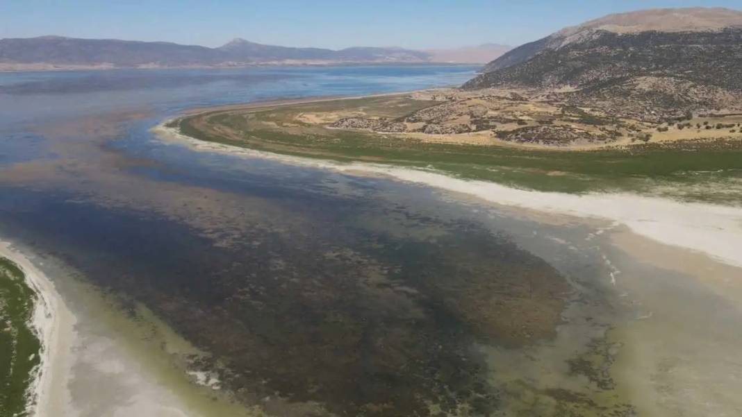 Göller Bölgesi Çöller Bölgesi’ne Dönüşüyor! Eğirdir Gölü Can Çekişiyor 6